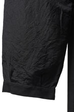 画像をギャラリービューアに読み込む, KLASICA "GL GOSSE-NN" RE DESIGNED BARREL TROUSERS / "NANAKO" WOVEN OXFORD (BLACK)