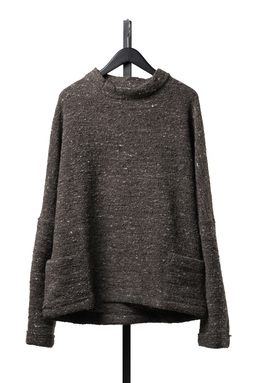 画像をギャラリービューアに読み込む, KLASICA "LIM" POCKET MOCK NECK JUMPER / NATURAL COLORED SHEEP NON DYED WOOL JERSEY (TAUPE)