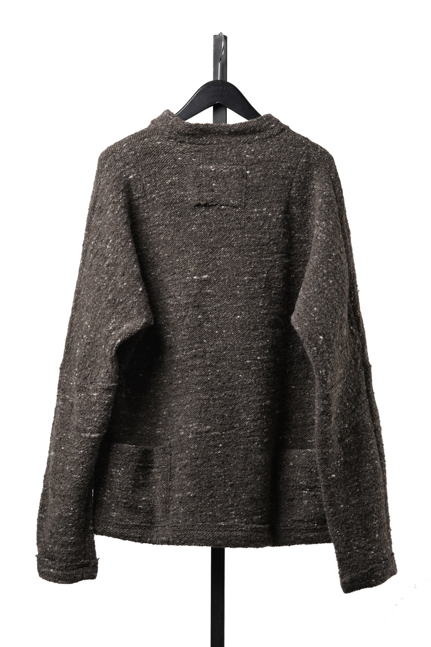 画像をギャラリービューアに読み込む, KLASICA "LIM" POCKET MOCK NECK JUMPER / NATURAL COLORED SHEEP NON DYED WOOL JERSEY (TAUPE)