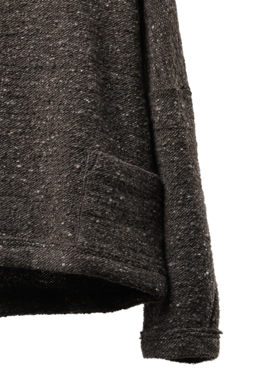 画像をギャラリービューアに読み込む, KLASICA "LIM" POCKET MOCK NECK JUMPER / NATURAL COLORED SHEEP NON DYED WOOL JERSEY (TAUPE)