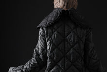 Load image into Gallery viewer, masnada QUILTED HOOD JACKET / OVER STUFFED PAPER NYLON (LEGION)