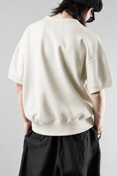 画像をギャラリービューアに読み込む, N/07 CINCHED HEM TOP / RIBBED CARDBOARD KNIT JERSEY (LIGHT BEIGE)