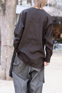 画像をギャラリービューアに読み込む, KLASICA &quot;SH-044&quot; SPLIT RAGLAN COLLAR LESS SHIRTS / BENGARA &amp; SUMI COATED LINEN (BENGARA)