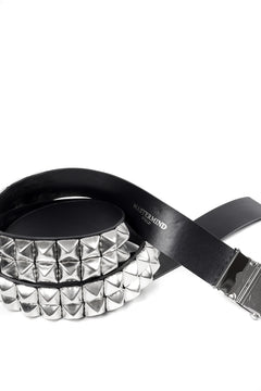 Load image into Gallery viewer, MASTERMIND WORLD DOUBLE-STUD LEATHER BELT 