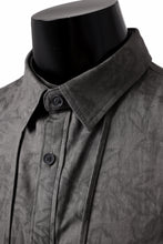 Load image into Gallery viewer, Y&#39;s for men FLORAL JACQUARD SHIRT WITH COLLAR CORD DETAIL (SUMI DYED BLACK)