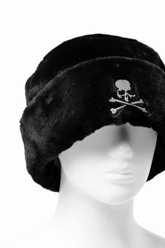 Load image into Gallery viewer, mastermind JAPAN FAUX FUR HAT (BLACK)