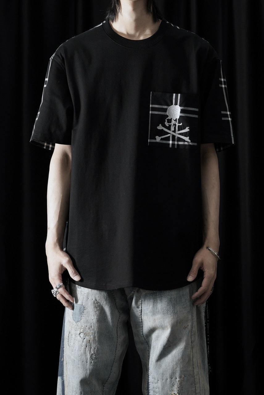 画像をギャラリービューアに読み込む, mastermind JAPAN MIXED-FABRIC POCKET SS TEE / REGULAR FIT (BLACK x BLACK)