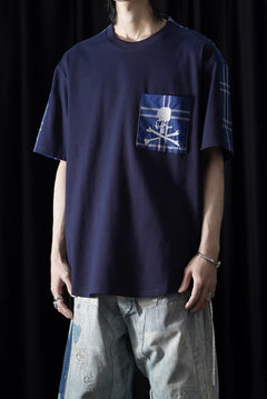 画像をギャラリービューアに読み込む, mastermind JAPAN MIXED-FABRIC POCKET SS TEE / REGULAR FIT (NAVY x NAVY)