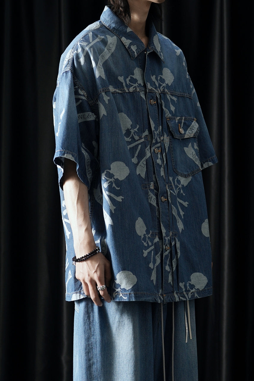 Load image into Gallery viewer, MASTERMIND WORLD ALOHA SS DENIM SHIRT (INDIGO)