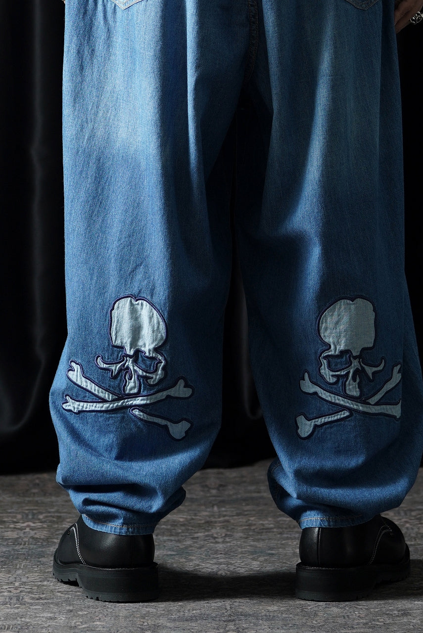 Load image into Gallery viewer, mastermind JAPAN WIDE EASY TROUSERS / LIGHT SMOOTH DENIM (INDIGO)