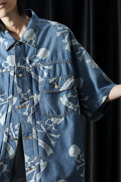 Load image into Gallery viewer, MASTERMIND WORLD ALOHA SS DENIM SHIRT (INDIGO)