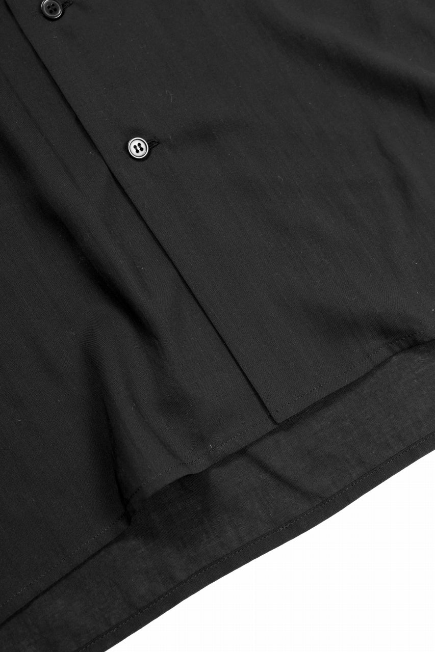 画像をギャラリービューアに読み込む, Y&#39;s for men REGULAR COLLAR SHIRT WITH BLACK FLOWER PRINT (BLACK)