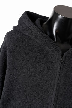 Load image into Gallery viewer, MASTERMIND WORLD LOUNGE FULL-ZIP HOODIE / SOFTY BOA FLEECE (BLACK x CHARCOAL)