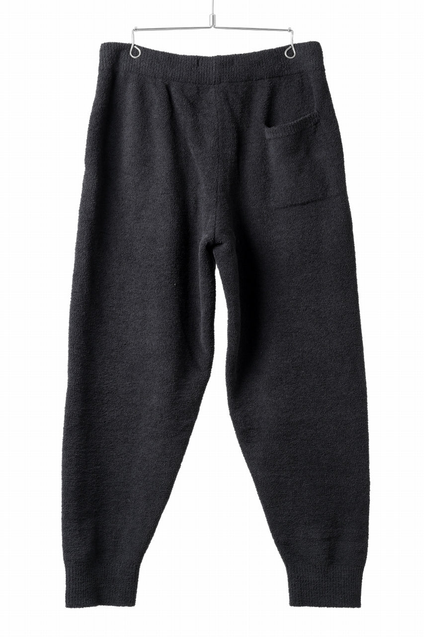 Load image into Gallery viewer, MASTERMIND WORLD LOUNGE LONG PANTS / SOFTY BOA FLEECE (BLACK x WHITE)
