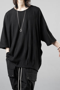 画像をギャラリービューアに読み込む, A.F ARTEFACT DEFORMED STRIPE PATTERN DOLMAN TEE (BLACK)