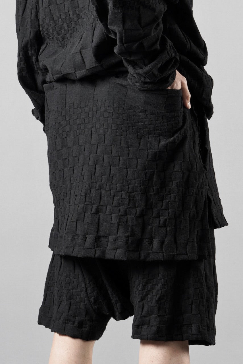 画像をギャラリービューアに読み込む, A.F ARTEFACT GRADIENT PLAID PATTERN LAYERED SHORTS (BLACK)