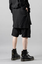 画像をギャラリービューアに読み込む, A.F ARTEFACT GRADIENT PLAID PATTERN LAYERED SHORTS (BLACK)