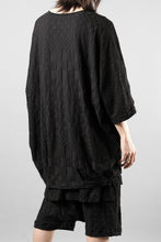 画像をギャラリービューアに読み込む, A.F ARTEFACT GRADIENT PLAID PATTERN DOLMAN TEE (BLACK)