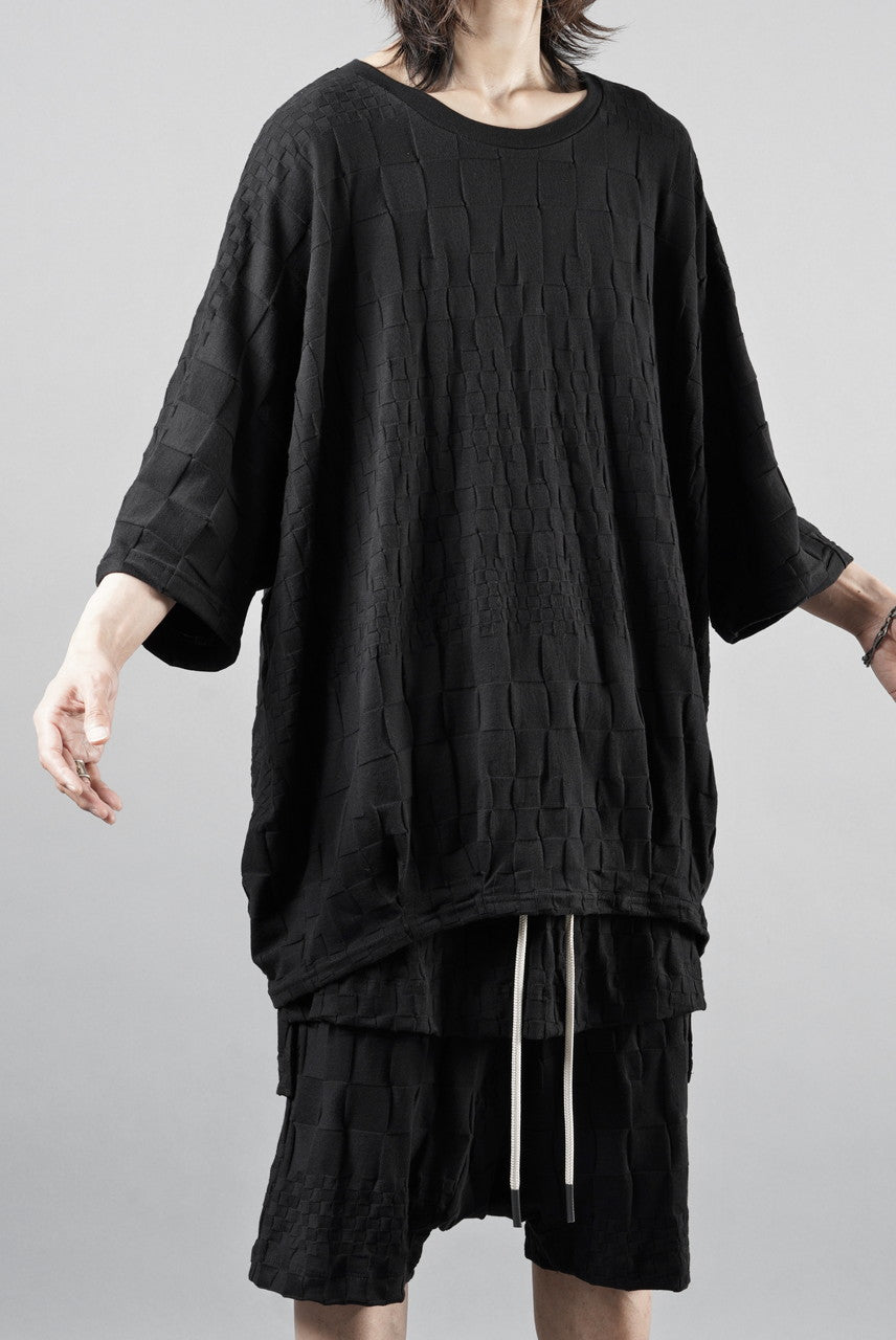 画像をギャラリービューアに読み込む, A.F ARTEFACT GRADIENT PLAID PATTERN DOLMAN TEE (BLACK)