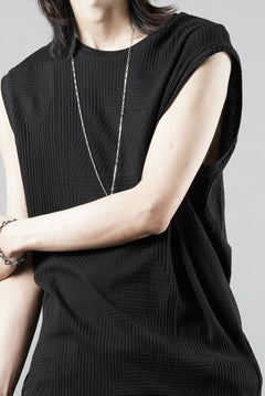 画像をギャラリービューアに読み込む, A.F ARTEFACT DEFORMED STRIPE PATTERN TANK TOP (BLACK)