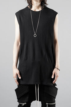 画像をギャラリービューアに読み込む, A.F ARTEFACT DEFORMED STRIPE PATTERN TANK TOP (BLACK)