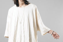 画像をギャラリービューアに読み込む, A.F ARTEFACT GRADIENT PLAID PATTERN DOLMAN TEE (CREAM)
