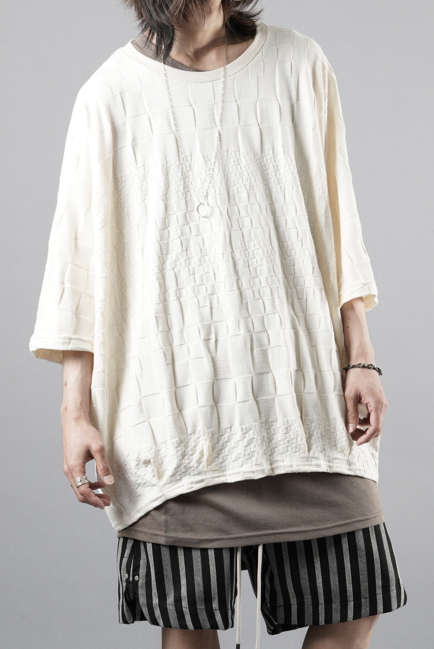 画像をギャラリービューアに読み込む, A.F ARTEFACT GRADIENT PLAID PATTERN DOLMAN TEE (CREAM)