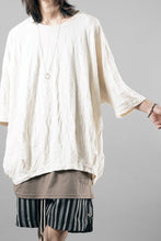 画像をギャラリービューアに読み込む, A.F ARTEFACT GRADIENT PLAID PATTERN DOLMAN TEE (CREAM)