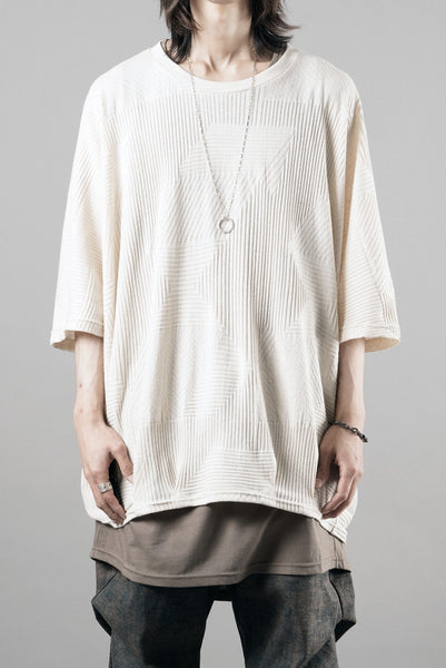 A.F ARTEFACT DEFORMED STRIPE PATTERN DOLMAN TEE (CREAM)