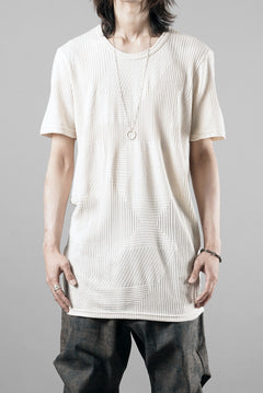 画像をギャラリービューアに読み込む, A.F ARTEFACT DEFORMED STRIPE PATTERN SLIM TEE (CREAM)