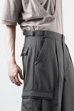 画像をギャラリービューアに読み込む, F/CE. TWIST POLYESTER WIDE SHORTS (GREY)