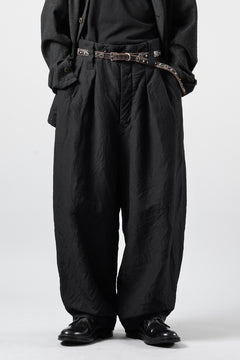 画像をギャラリービューアに読み込む, KLASICA "GL GOSSE-NN" RE DESIGNED BARREL TROUSERS / "NANAKO" WOVEN OXFORD (BLACK)