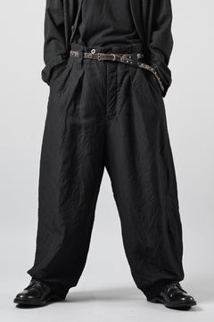 画像をギャラリービューアに読み込む, KLASICA "GL GOSSE-NN" RE DESIGNED BARREL TROUSERS / "NANAKO" WOVEN OXFORD (BLACK)