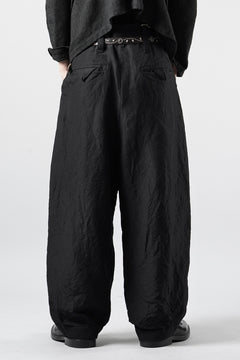 画像をギャラリービューアに読み込む, KLASICA "GL GOSSE-NN" RE DESIGNED BARREL TROUSERS / "NANAKO" WOVEN OXFORD (BLACK)