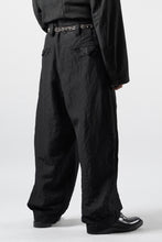 画像をギャラリービューアに読み込む, KLASICA "GL GOSSE-NN" RE DESIGNED BARREL TROUSERS / "NANAKO" WOVEN OXFORD (BLACK)