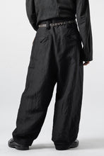画像をギャラリービューアに読み込む, KLASICA "GL GOSSE-NN" RE DESIGNED BARREL TROUSERS / "NANAKO" WOVEN OXFORD (BLACK)