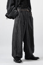 画像をギャラリービューアに読み込む, KLASICA "GL GOSSE-NN" RE DESIGNED BARREL TROUSERS / "NANAKO" WOVEN OXFORD (GREY)