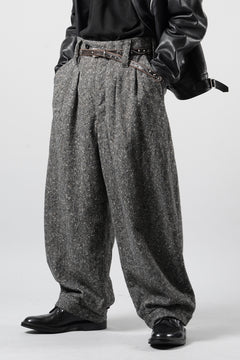 画像をギャラリービューアに読み込む, KLASICA "GL GOSSE-HS" RE DESIGNED BARREL TROUSERS / SOAKED HOMESPUN TWEED (GRAVEL)