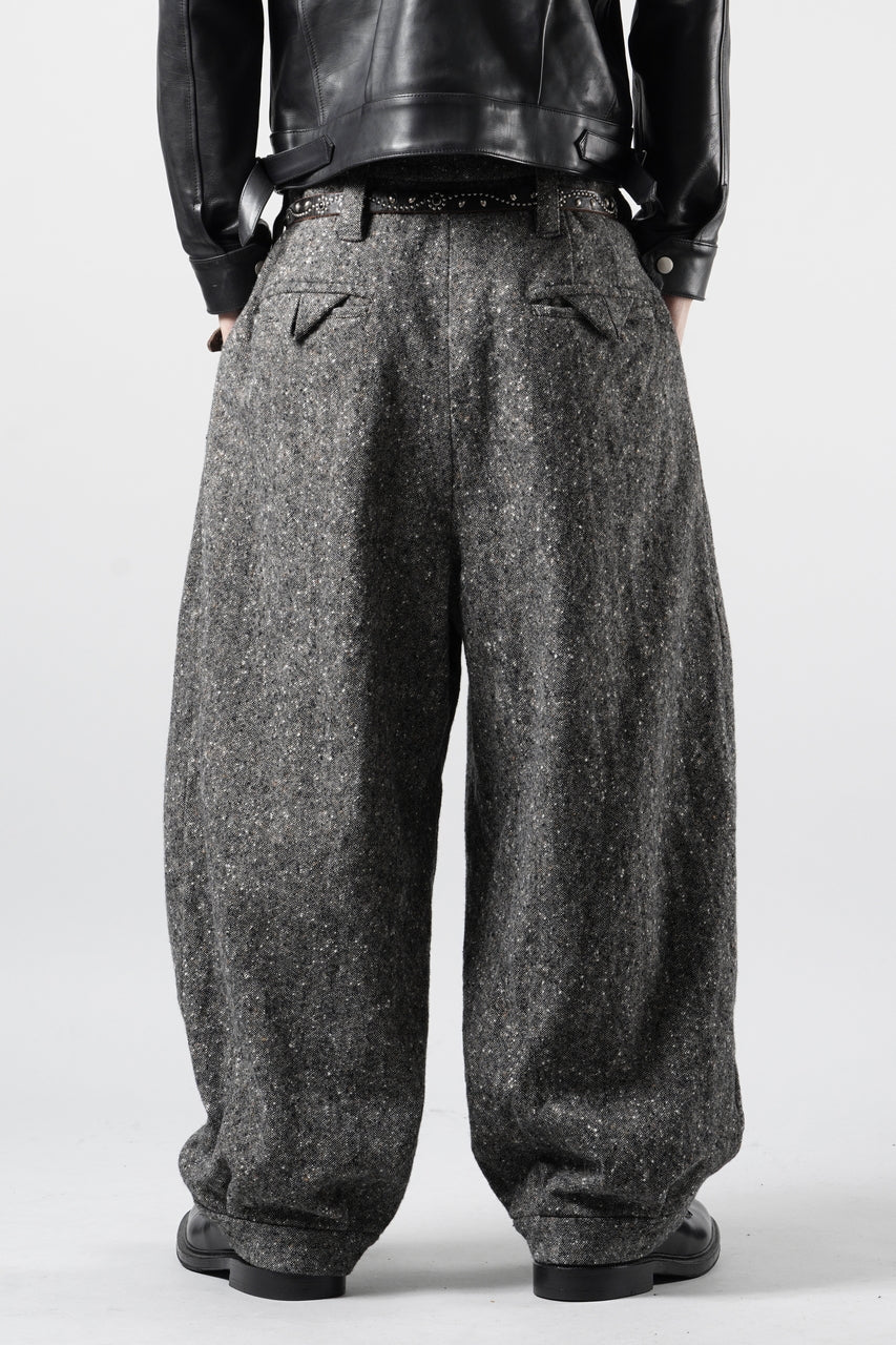 画像をギャラリービューアに読み込む, KLASICA "GL GOSSE-HS" RE DESIGNED BARREL TROUSERS / SOAKED HOMESPUN TWEED (GRAVEL)