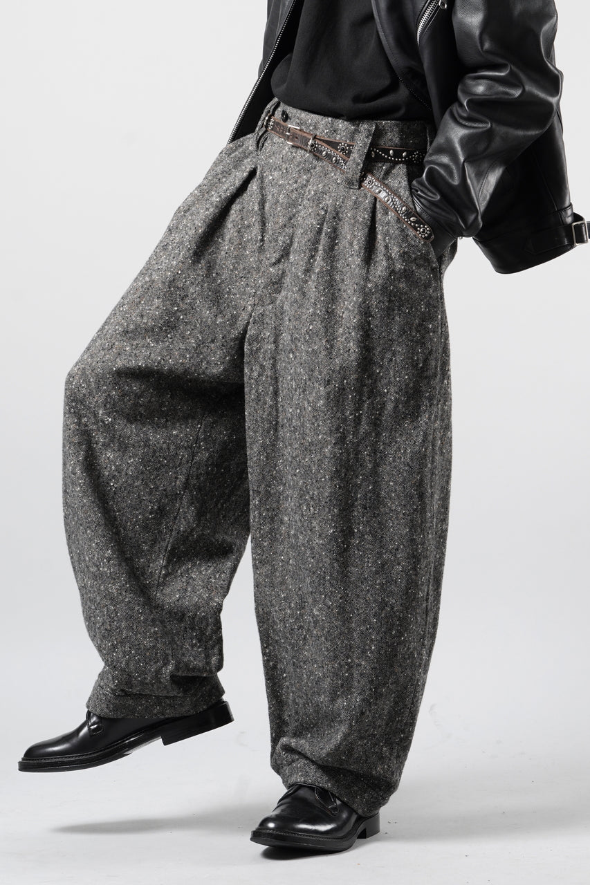 画像をギャラリービューアに読み込む, KLASICA "GL GOSSE-HS" RE DESIGNED BARREL TROUSERS / SOAKED HOMESPUN TWEED (GRAVEL)