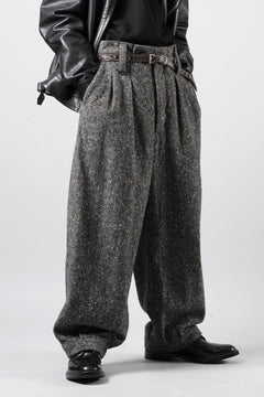 画像をギャラリービューアに読み込む, KLASICA "GL GOSSE-HS" RE DESIGNED BARREL TROUSERS / SOAKED HOMESPUN TWEED (GRAVEL)