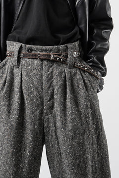 画像をギャラリービューアに読み込む, KLASICA "GL GOSSE-HS" RE DESIGNED BARREL TROUSERS / SOAKED HOMESPUN TWEED (GRAVEL)