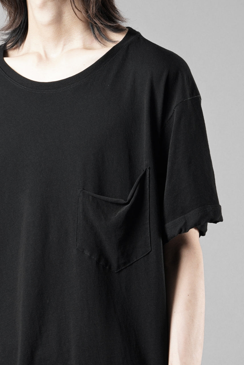 Load image into Gallery viewer, KLASICA "DEGREE 10" TORSION SEEM REGULAR FIT TEE / HIGH TWISTED COTTON DRY JERSEY (BLACK)