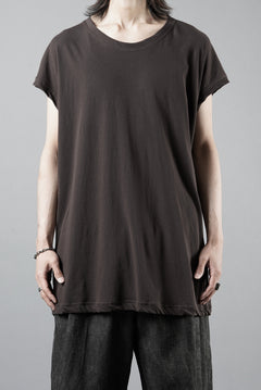 画像をギャラリービューアに読み込む, KLASICA "LUNG v.7" FLAP BACK SLEEVE LESS / HIGH TWISTED COTTON DRY JERSEY (BROWN)