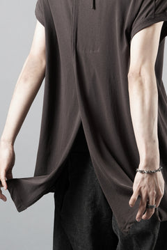 画像をギャラリービューアに読み込む, KLASICA "LUNG v.7" FLAP BACK SLEEVE LESS / HIGH TWISTED COTTON DRY JERSEY (BROWN)