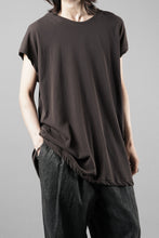 画像をギャラリービューアに読み込む, KLASICA "LUNG v.7" FLAP BACK SLEEVE LESS / HIGH TWISTED COTTON DRY JERSEY (BROWN)