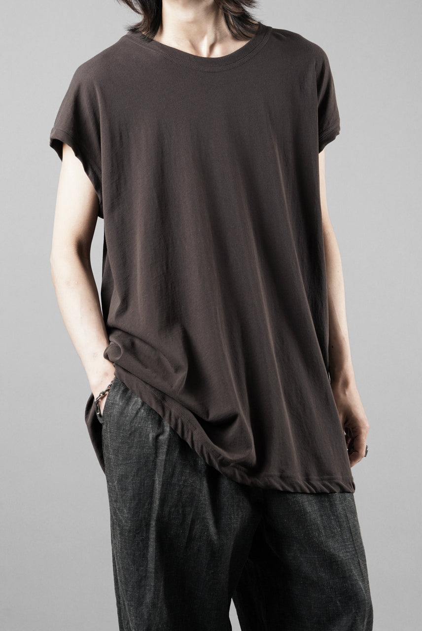 画像をギャラリービューアに読み込む, KLASICA "LUNG v.7" FLAP BACK SLEEVE LESS / HIGH TWISTED COTTON DRY JERSEY (BROWN)