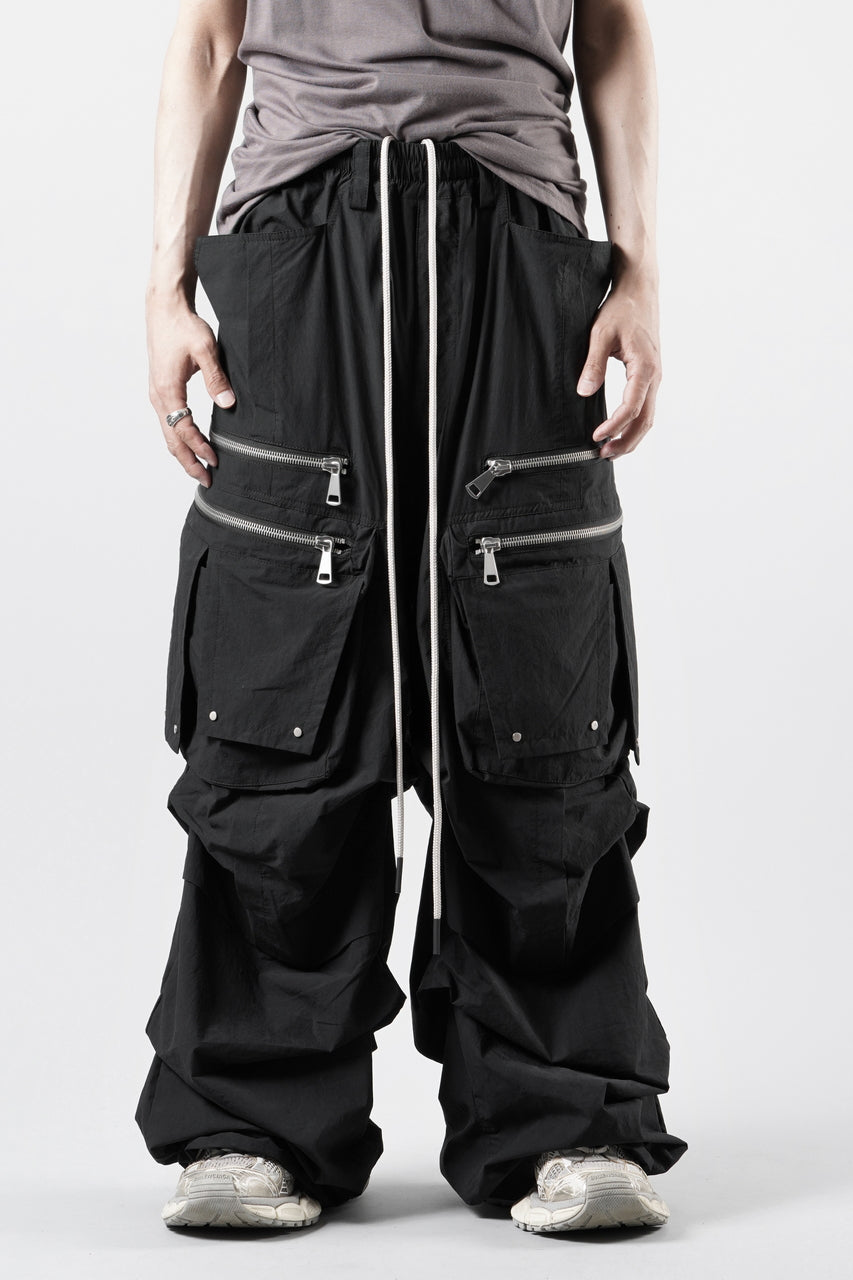 画像をギャラリービューアに読み込む, A.F ARTEFACT CARGO TUCK WIDE PANTS / TYPEWRITER COTTON CLOTH (BLACK)