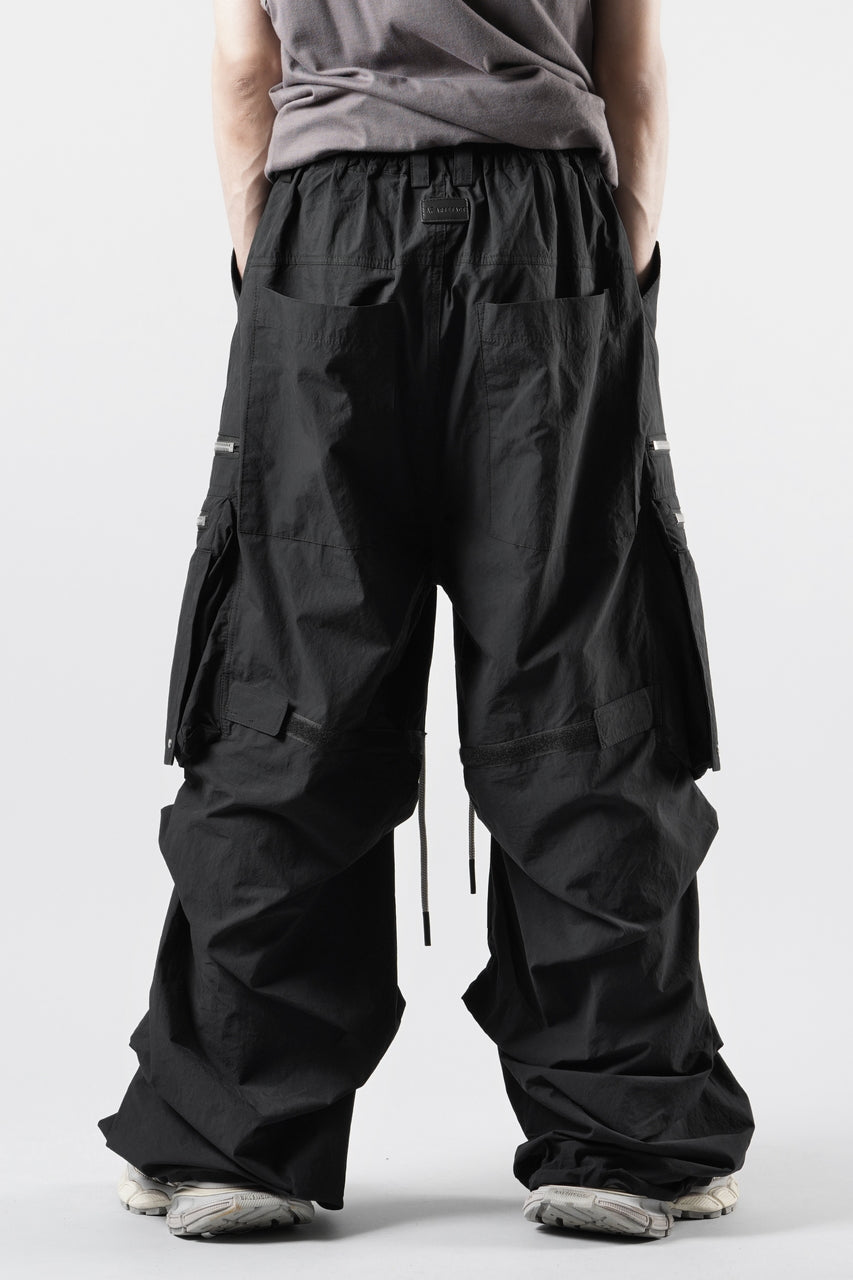 画像をギャラリービューアに読み込む, A.F ARTEFACT CARGO TUCK WIDE PANTS / TYPEWRITER COTTON CLOTH (BLACK)