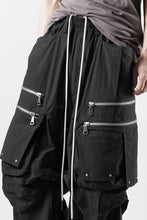 画像をギャラリービューアに読み込む, A.F ARTEFACT CARGO TUCK WIDE PANTS / TYPEWRITER COTTON CLOTH (BLACK)